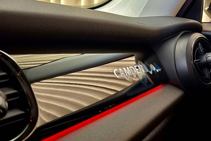 Grå Mini Cooper SE fra 2023