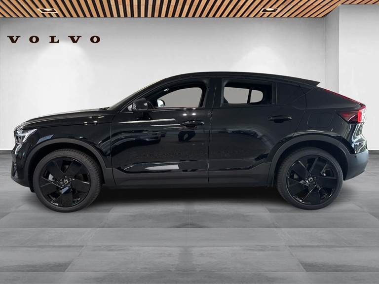 Volvo EC40 Extended Range Black Edition