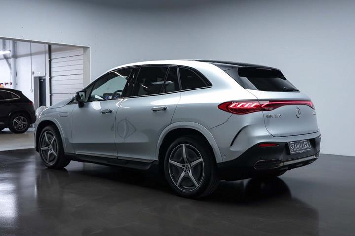 Sølv Mercedes EQE350 SUV fra 2025