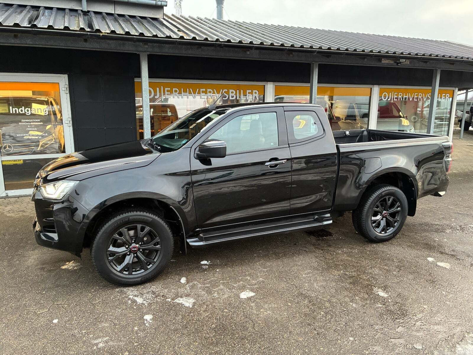 Isuzu D-Max 1,9 TD 163 Ext. Cab Exclusive aut.