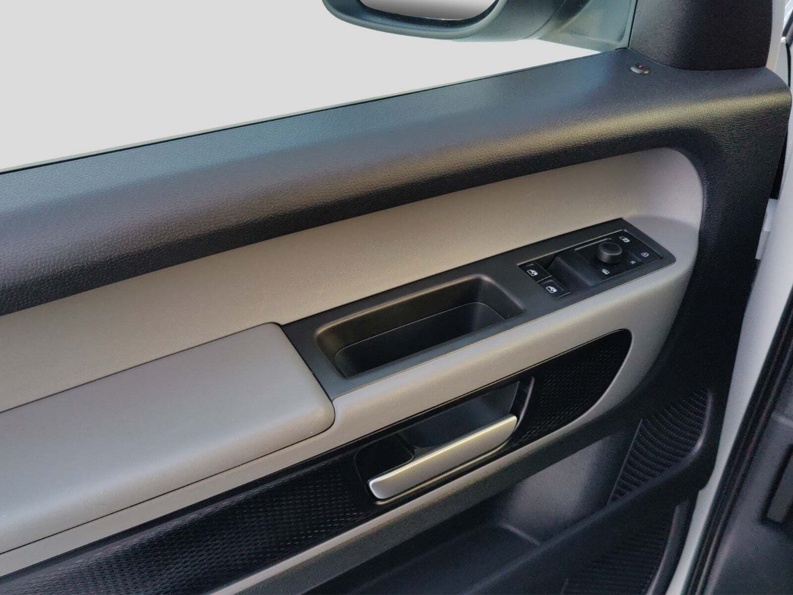 Hvid VW ID.Buzz fra 2023