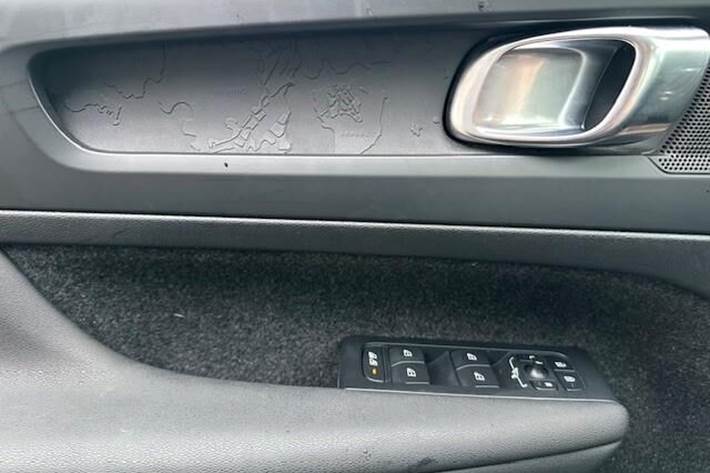 Sort Volvo XC40 fra 2022