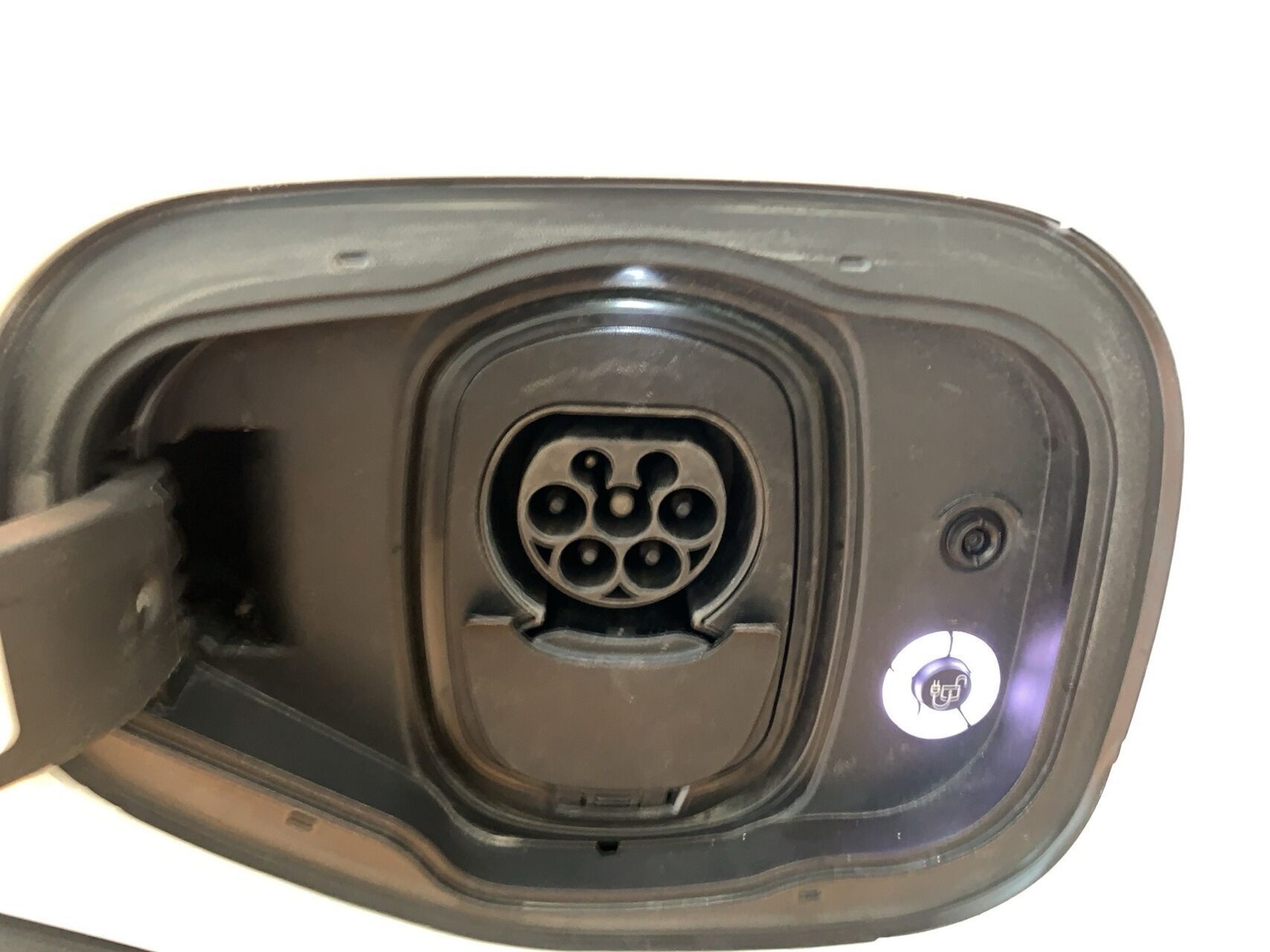 Hvid Ford Mustang Mach-E fra 2021