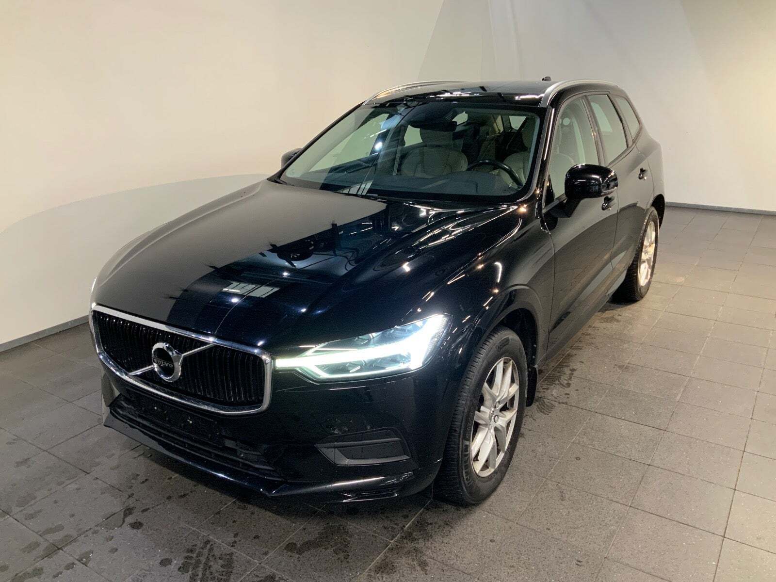 Volvo XC60 2,0 D4 190 Momentum aut. Van