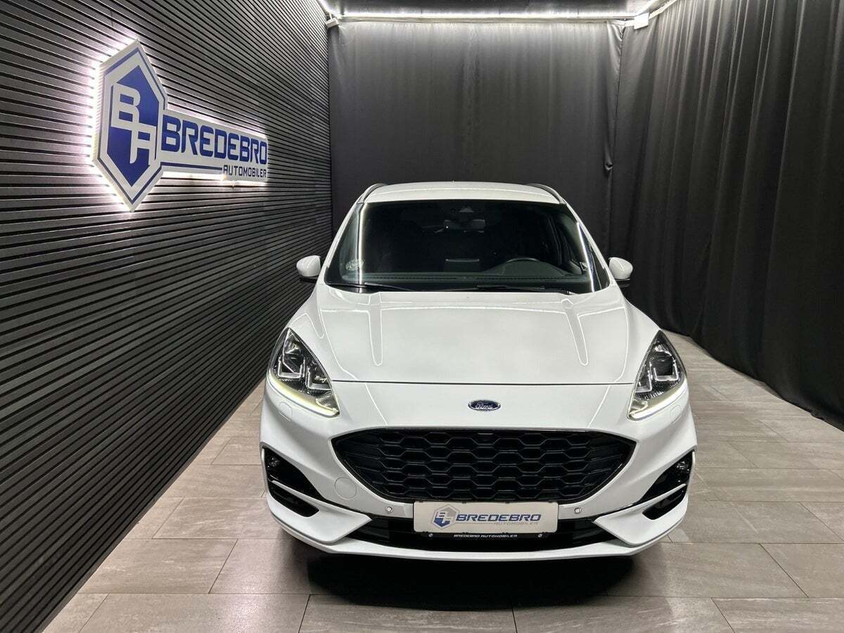 Ford Kuga 2,5 PHEV ST-Line CVT