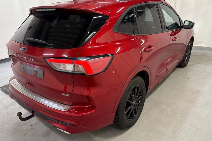 Rød Ford Kuga fra 2020