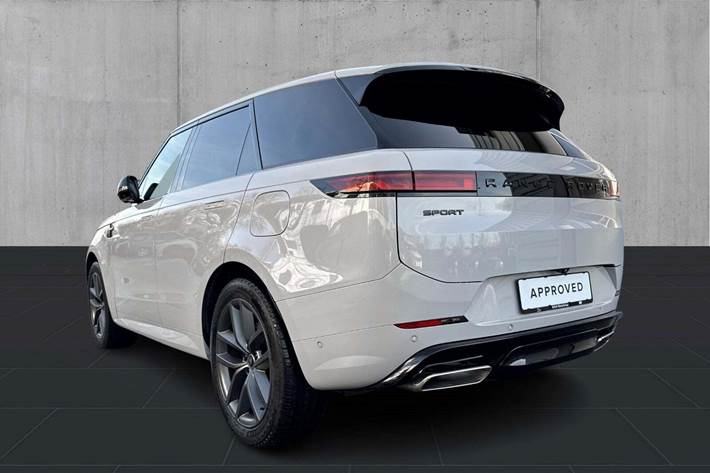 Grå Land Rover Range Rover sport fra 2025