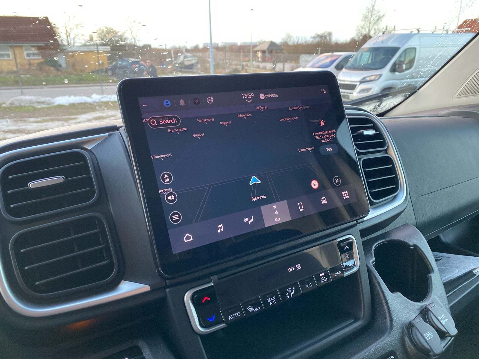 Hvid Citroën ë-Jumper 35H fra 2025