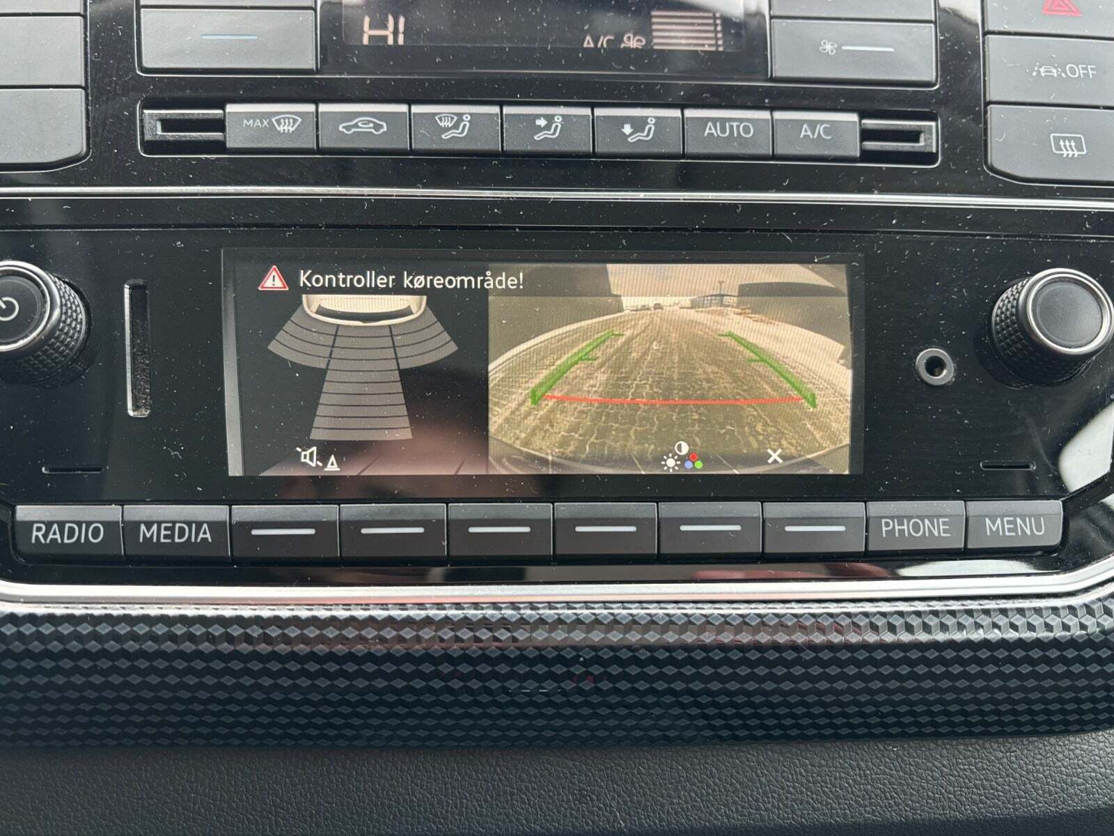 Hvid VW E-UP! fra 2021