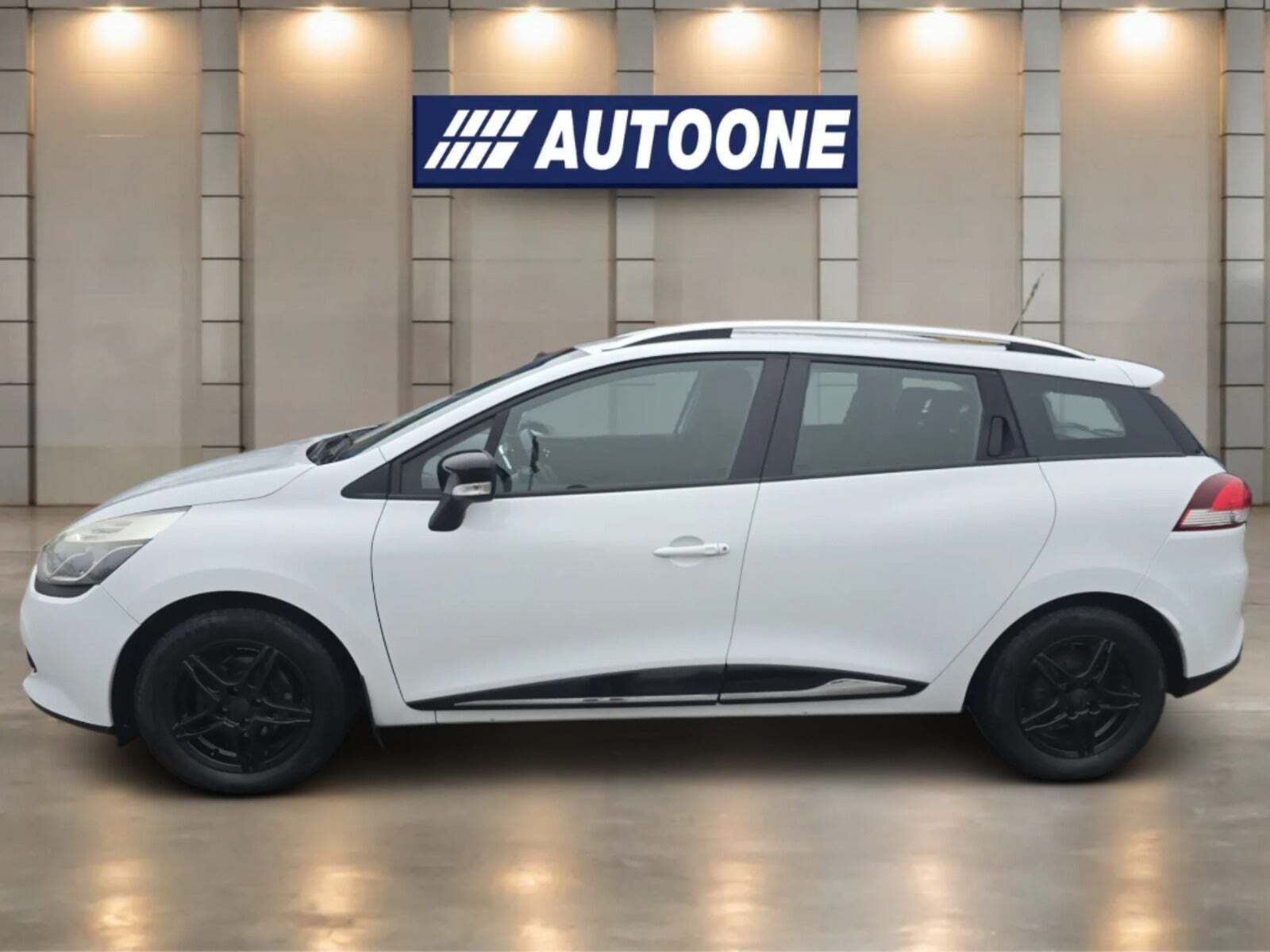 Renault Clio IV 0,9 TCe 90 Expression Sport Tourer