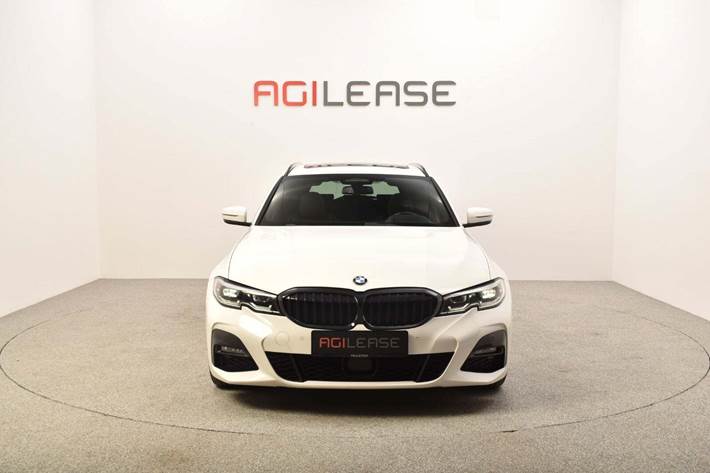 Hvid BMW 330d fra 2019 set udefra