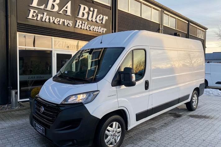 Hvid Fiat Ducato 35 fra 2021
