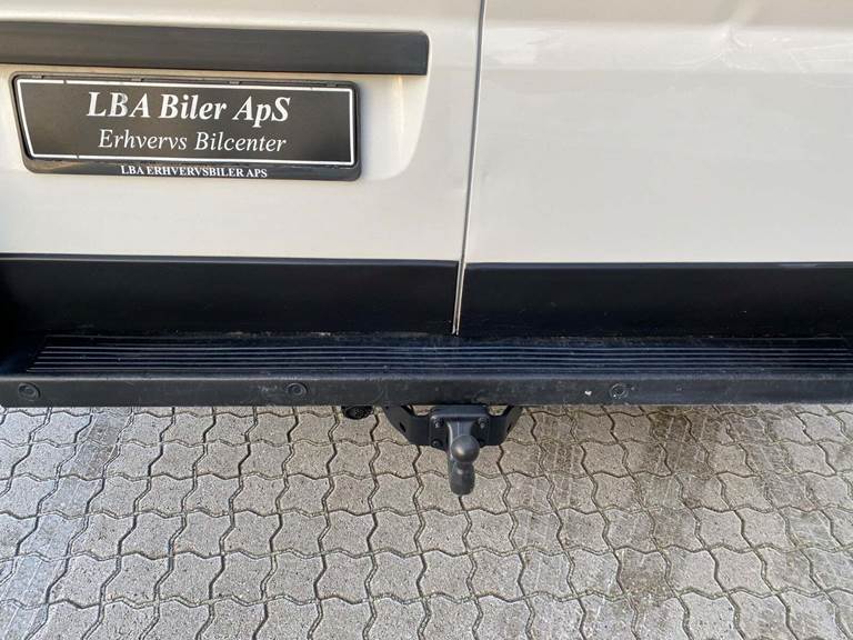 Fiat Ducato 35 2,2 MJT 140 Kassevogn L3H2 Pro+ aut.