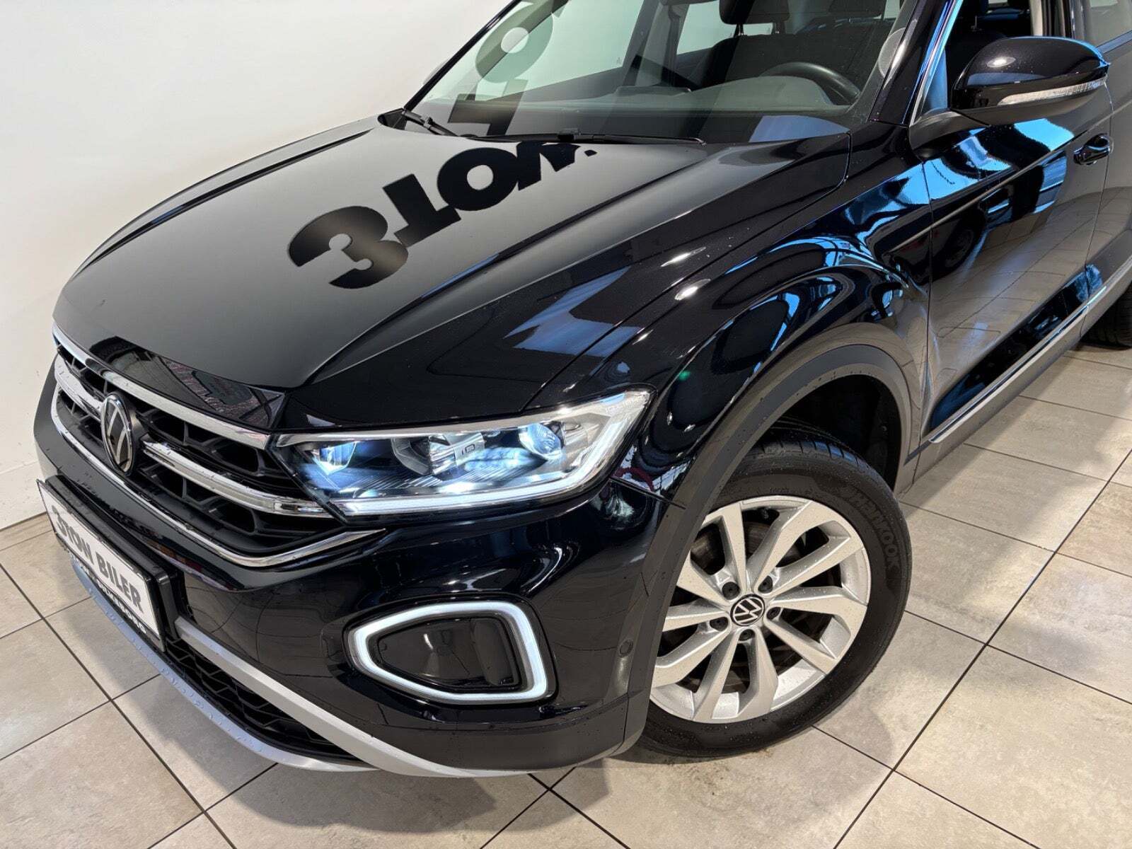 Sort VW T-Roc fra 2023