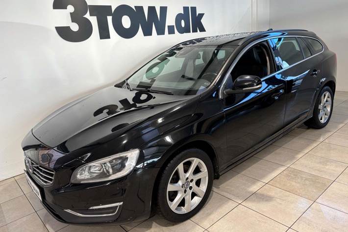 Sort Volvo V60 fra 2016 set udefra