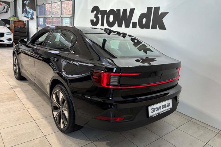 Sort Polestar 2 fra 2024