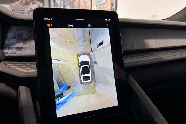 Sort Polestar 2 fra 2024