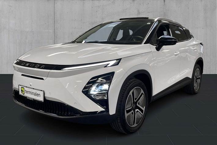 Hvid Omoda 5 fra 2025 set udefra