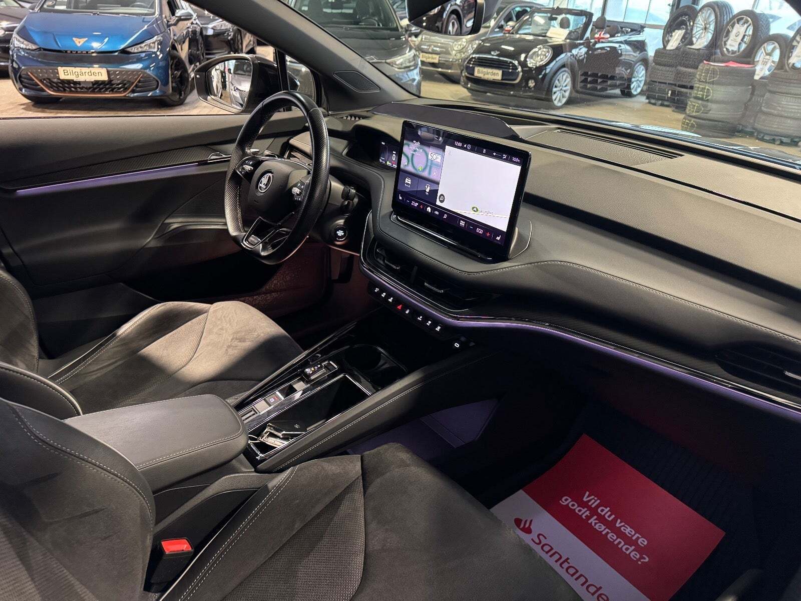 Sort Skoda Enyaq fra 2022