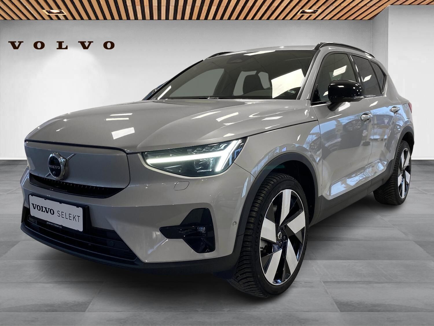 Volvo XC40 P8 Recharge Twin Ultimate AWD 408HK 5d Aut.