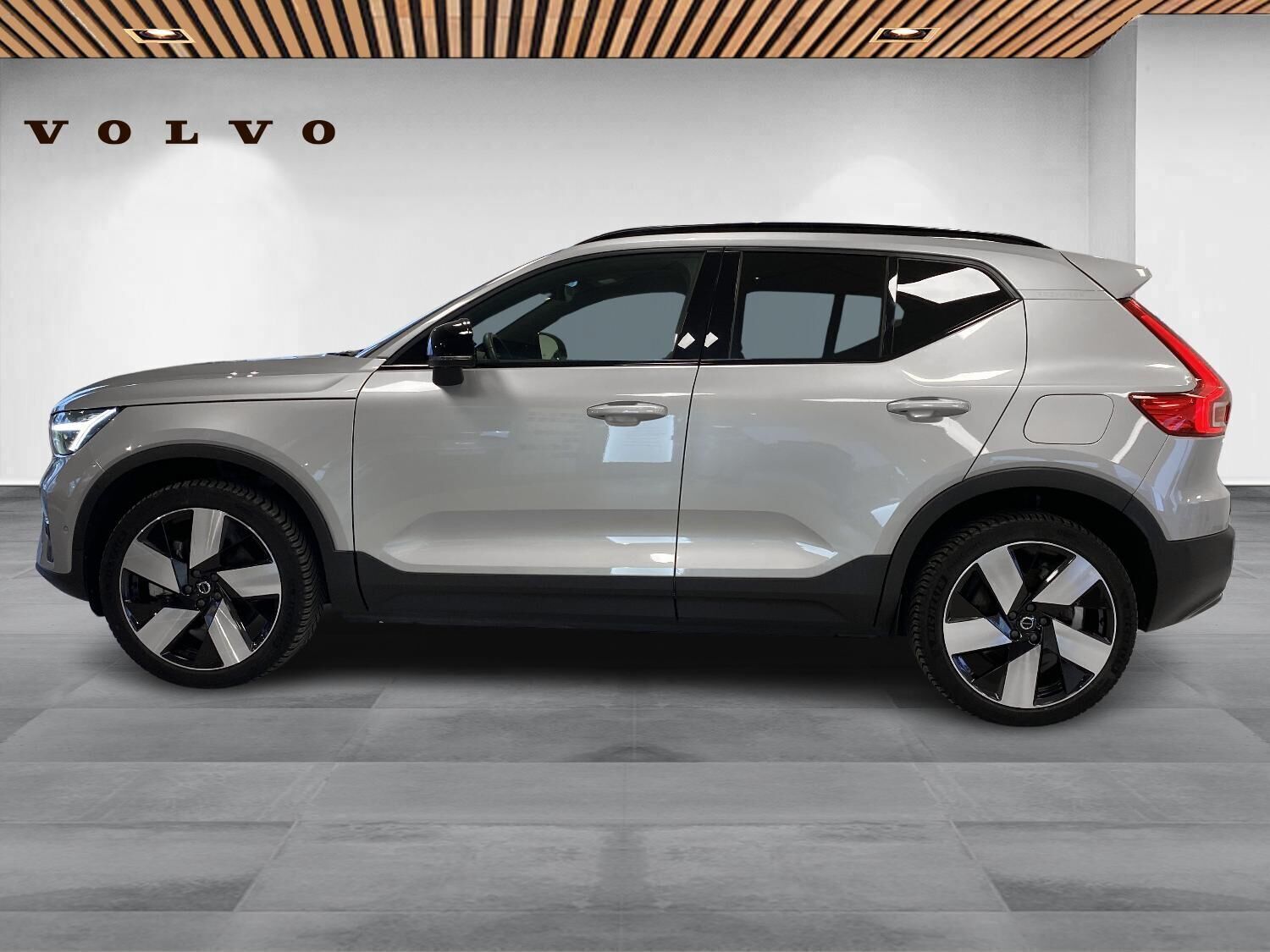 Volvo XC40 P8 Recharge Twin Ultimate AWD 408HK 5d Aut.