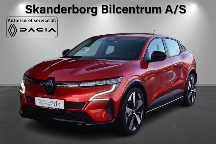Rød Renault Mégane fra 2023 set udefra