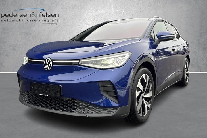 Blå VW ID.4 fra 2025 set udefra