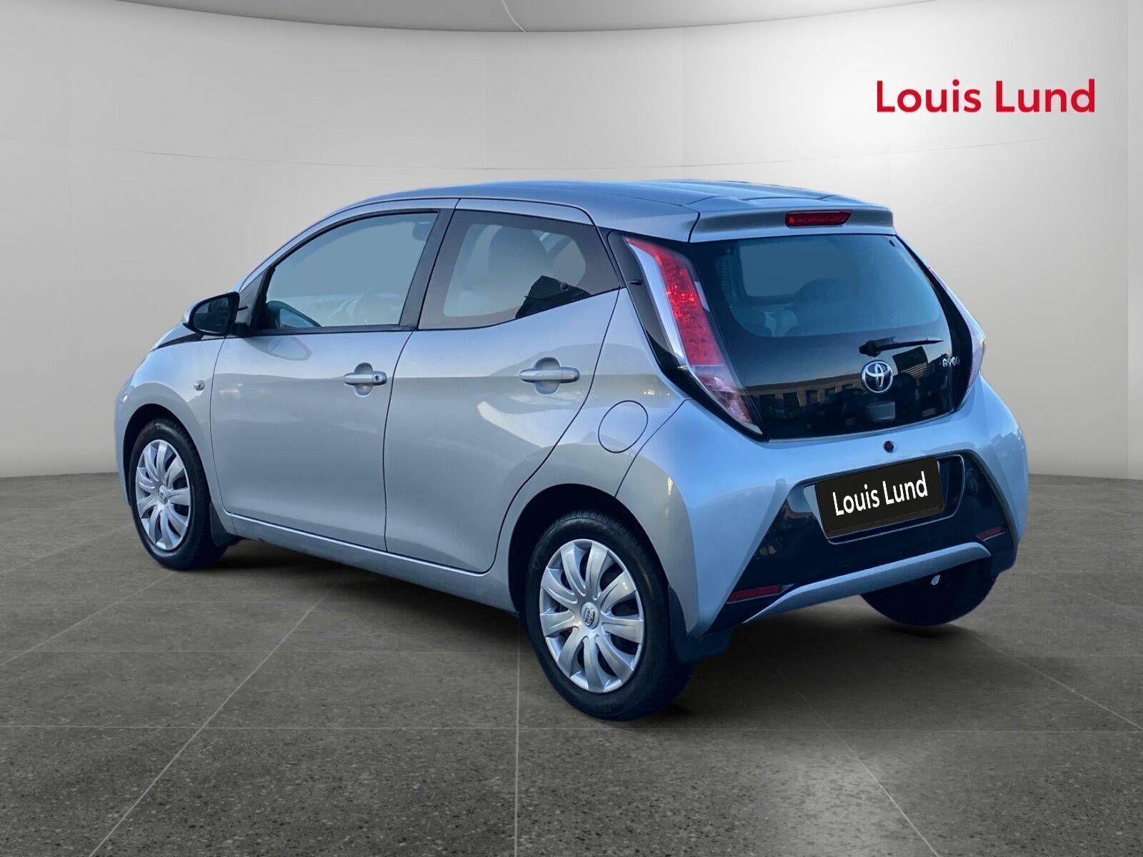 Toyota Aygo 1,0 VVT-I X-Play + X-Touch 69HK 5d