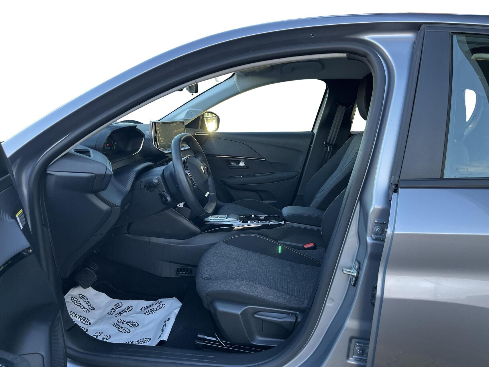 Peugeot e-208 EL Style 136HK 5d Aut.