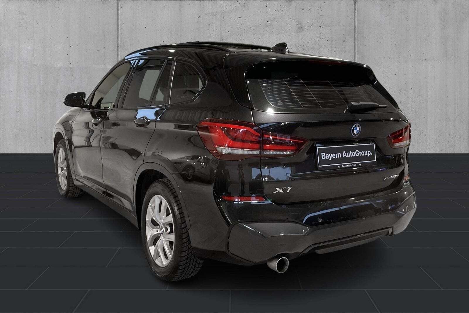 Sort BMW X1 fra 2022