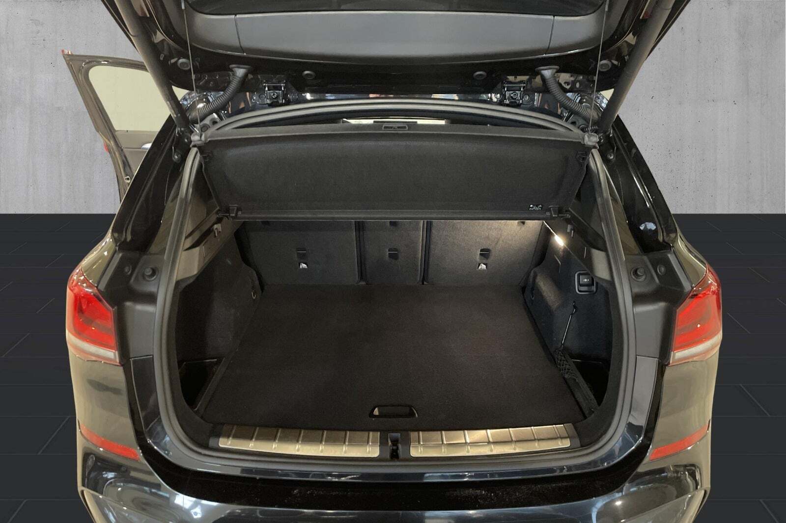 Sort BMW X1 fra 2022