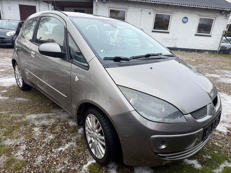 Mitsubishi Colt 1,1 CZ3