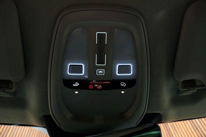 Sort Volvo XC90 fra 2023