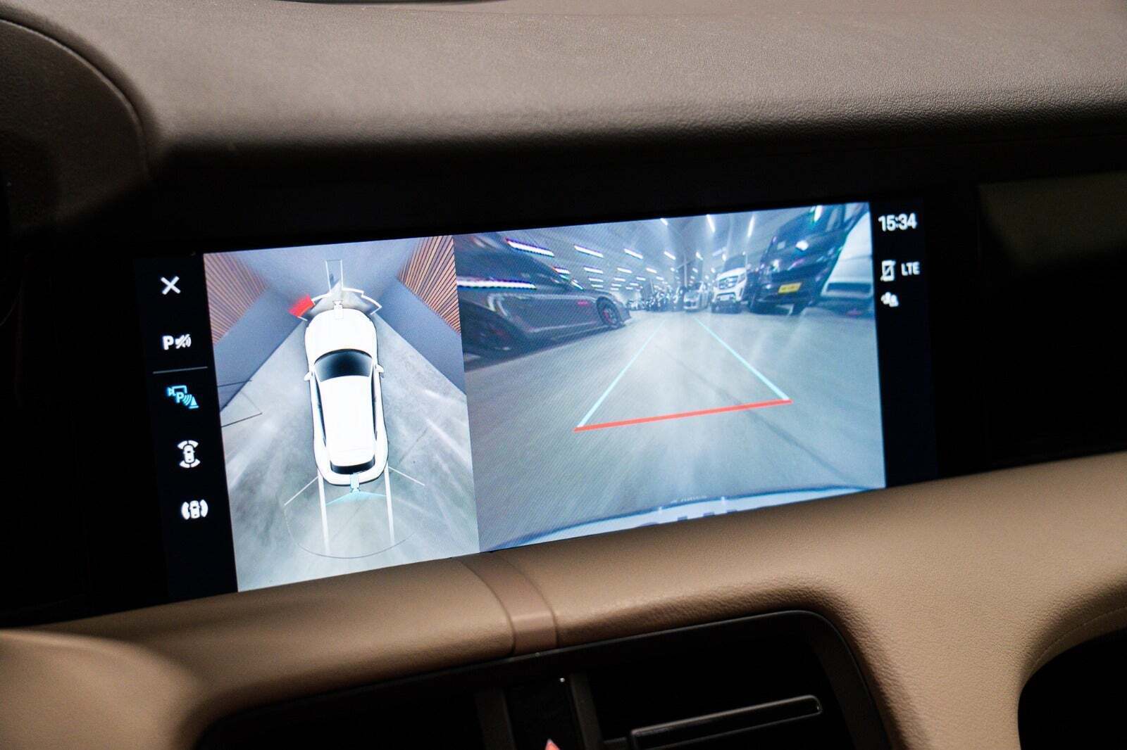 Grå Porsche Taycan fra 2023