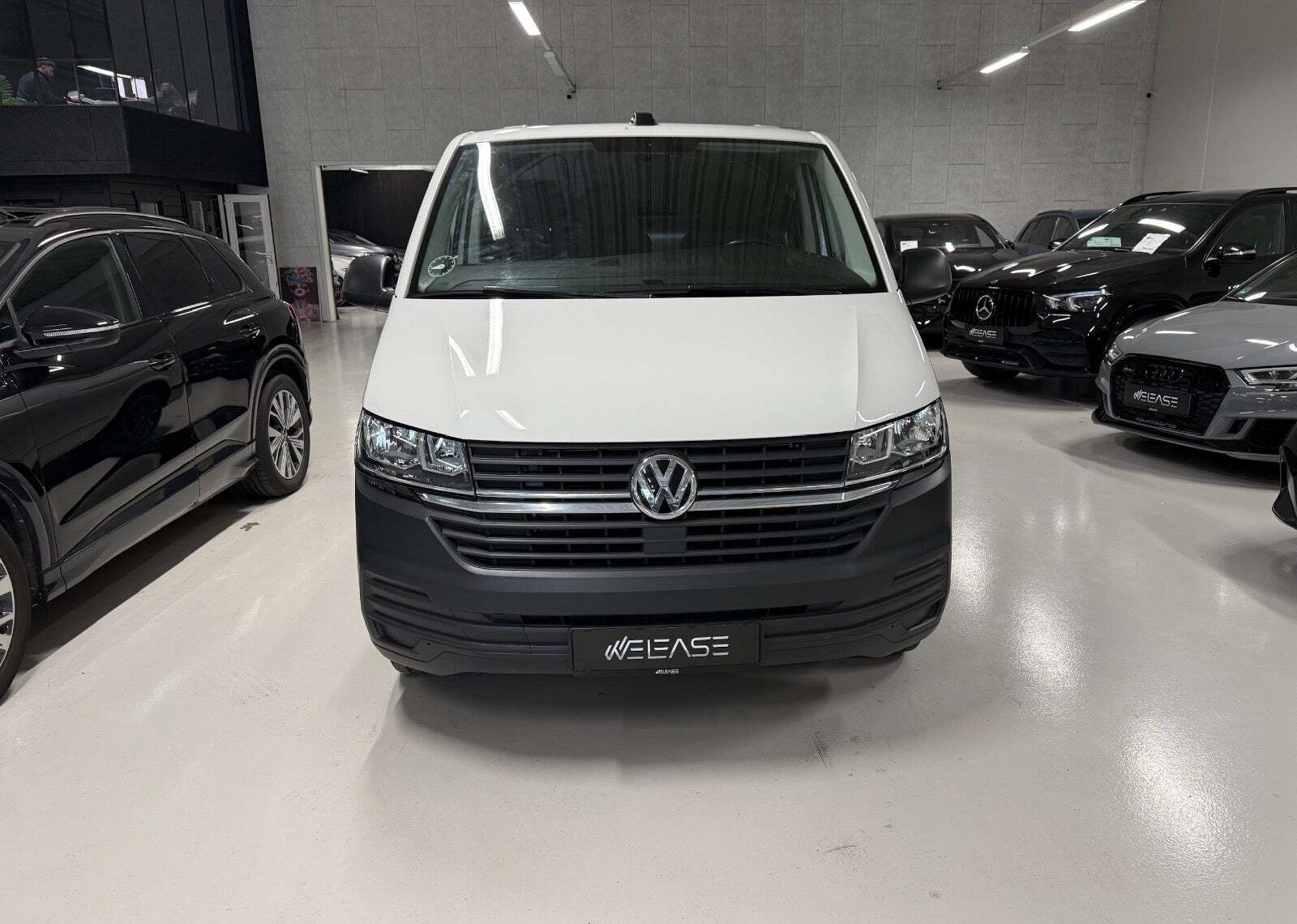 VW Transporter 2,0 TDi 150 Kassevogn DSG kort