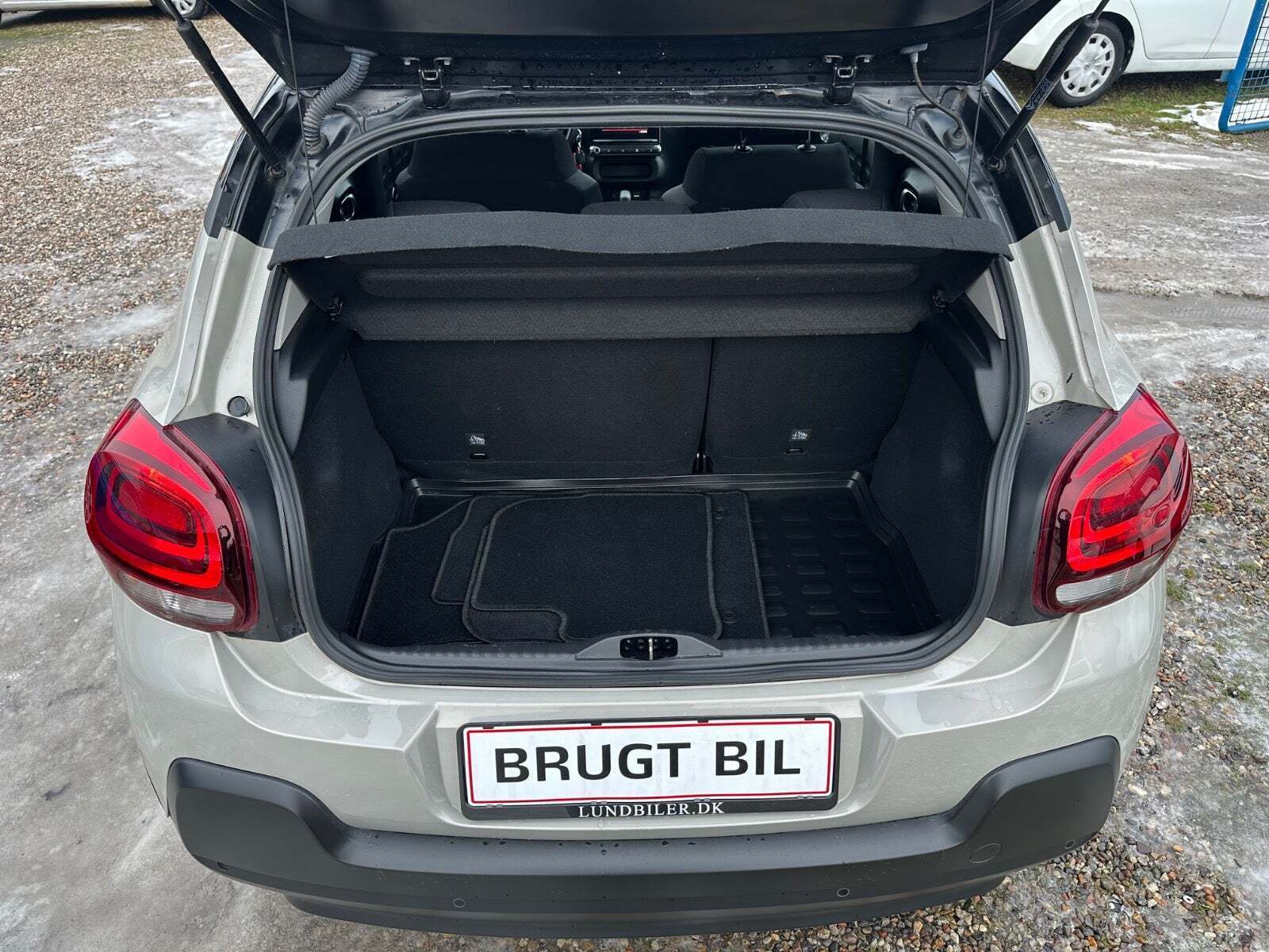 Beige Citroën C3 fra 2021