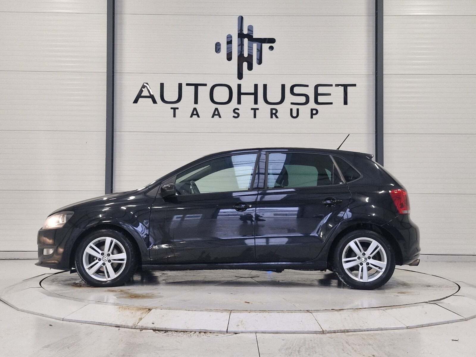 Sort VW Polo fra 2014