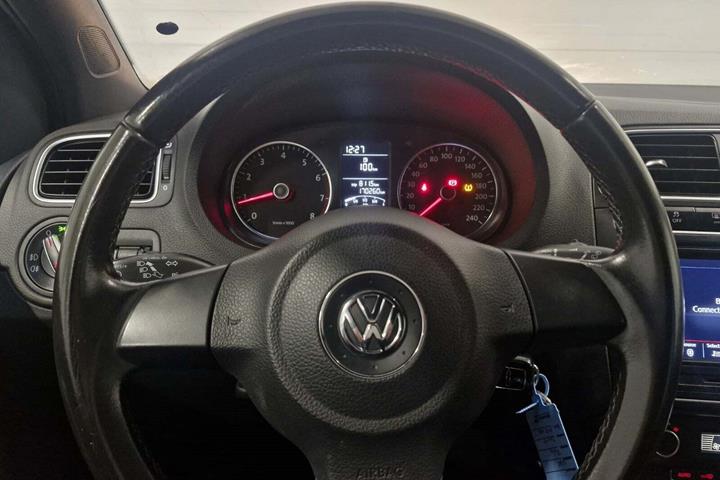 Sort VW Polo fra 2014
