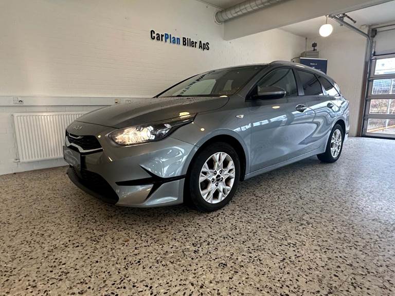 Kia Ceed 1,6 PHEV Prestige SW DCT Van