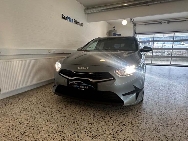 Kia Ceed 1,6 PHEV Prestige SW DCT Van