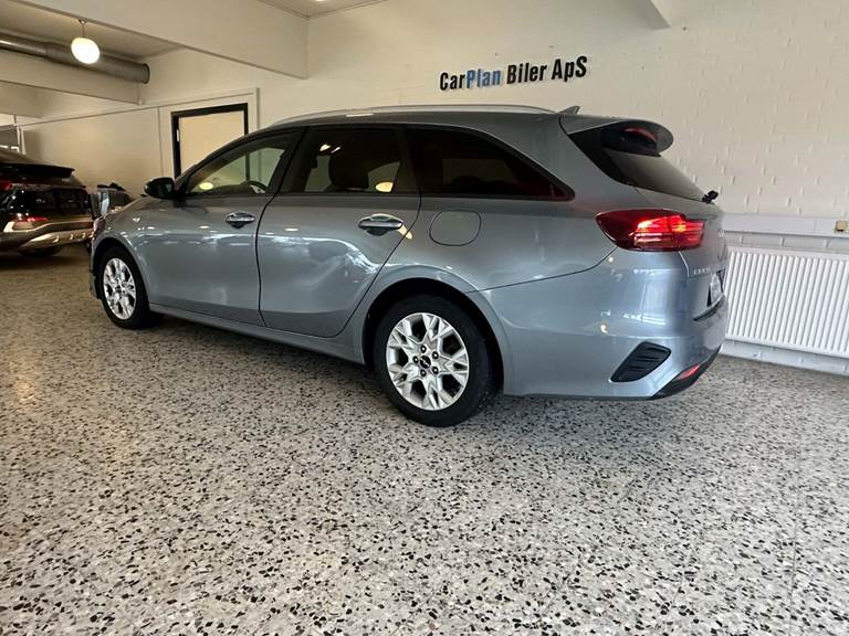 Kia Ceed 1,6 PHEV Prestige SW DCT Van