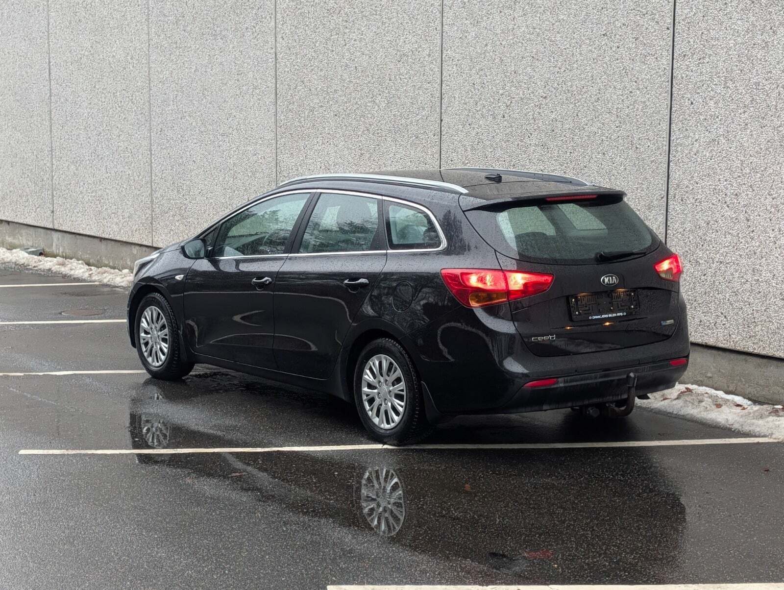 Kia Ceed 1,6 CRDi 128 World Cup SW