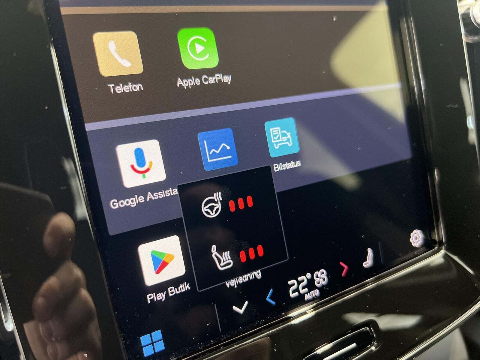 Blå Volvo XC40 fra 2022