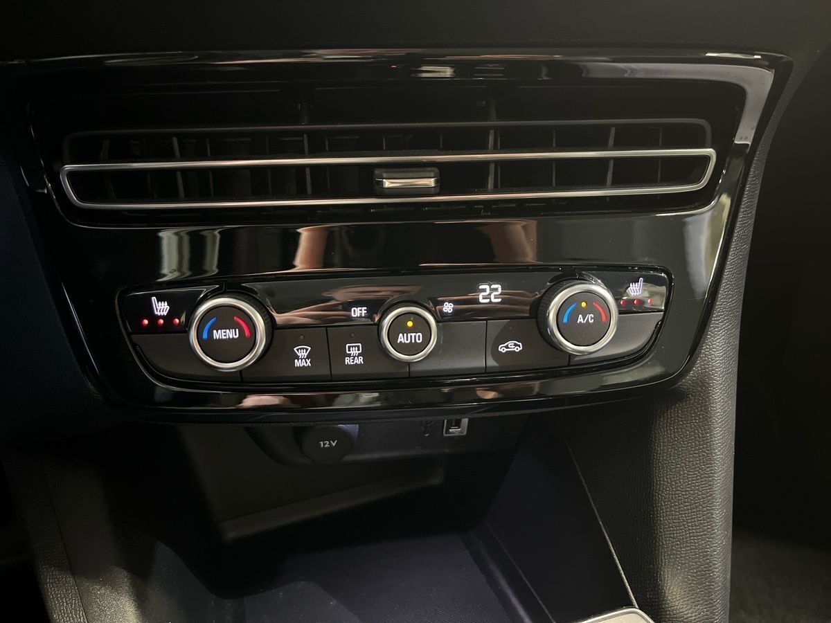 Hvid Opel Mokka-e fra 2023