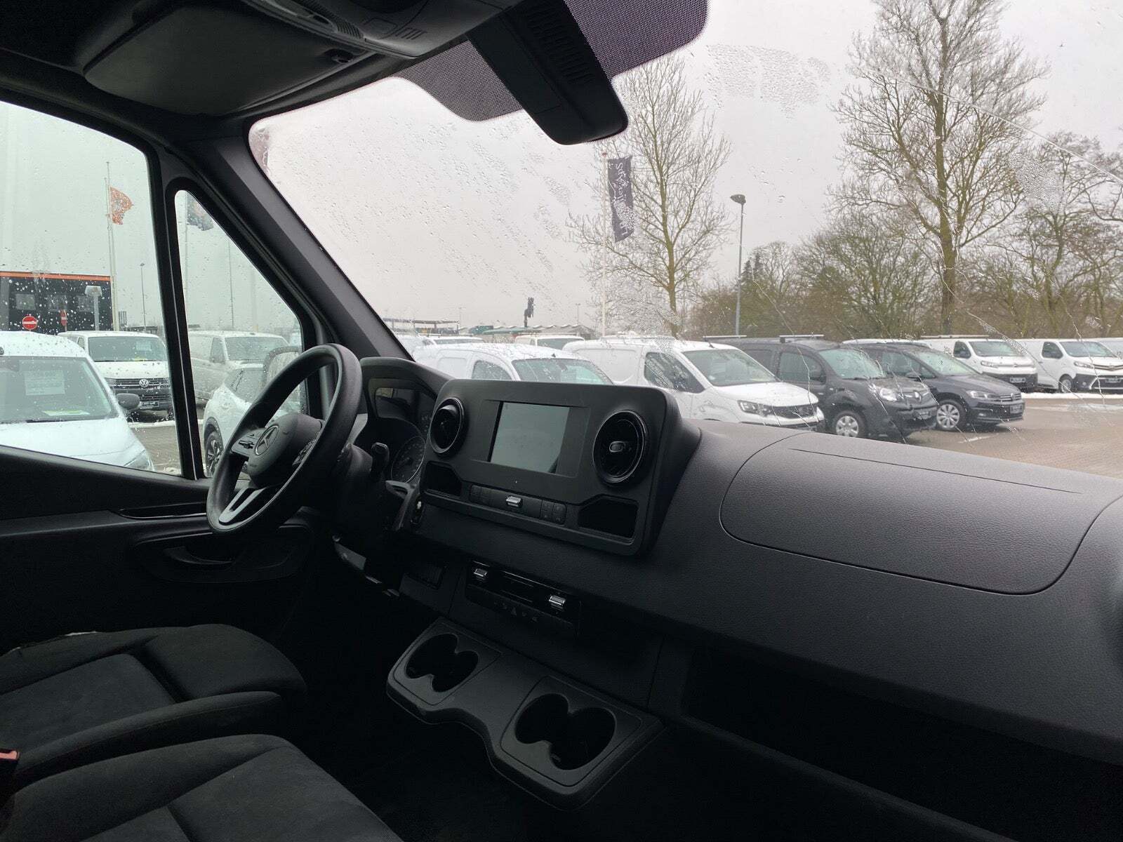 Mercedes Sprinter 211 2,2 CDi A2 Kassevogn aut. FWD