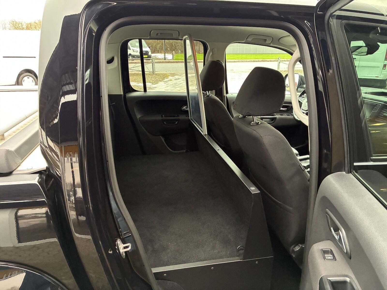 Sort VW Amarok fra 2018