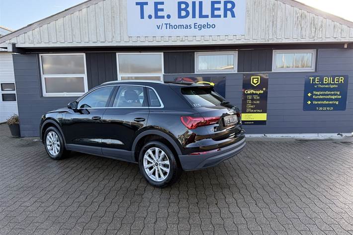 Sort Audi Q3 fra 2023