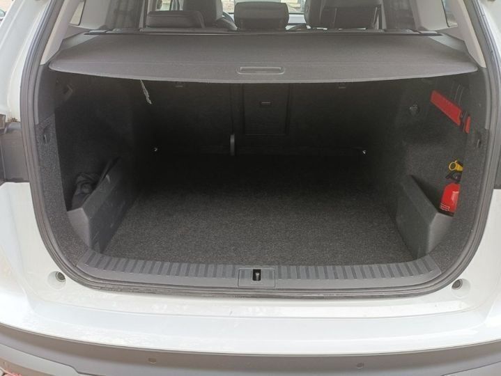 Hvid Skoda Enyaq fra 2023