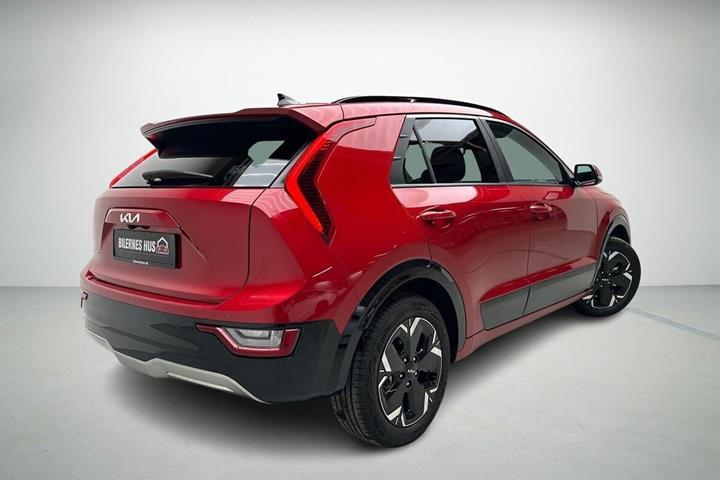Rød Kia Niro EV fra 2025
