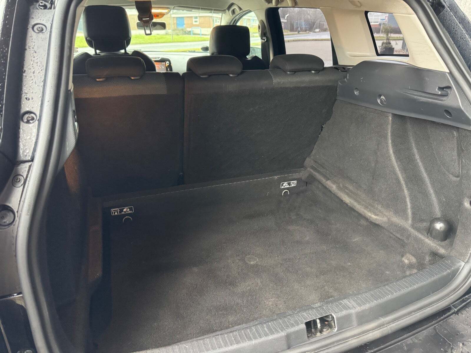 Sort Renault Clio IV fra 2013